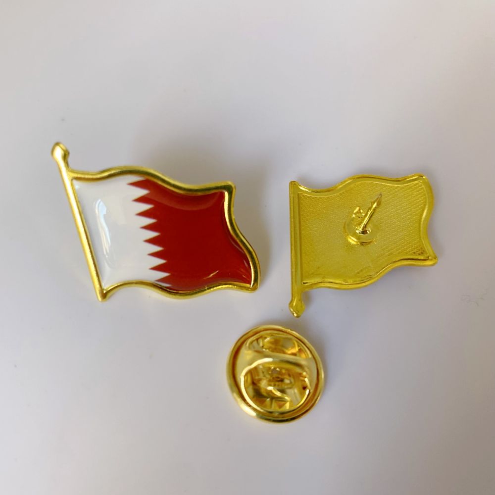 Pin de Lapela com a Bandeira d - Women Fashion Qatar avaliação e preço