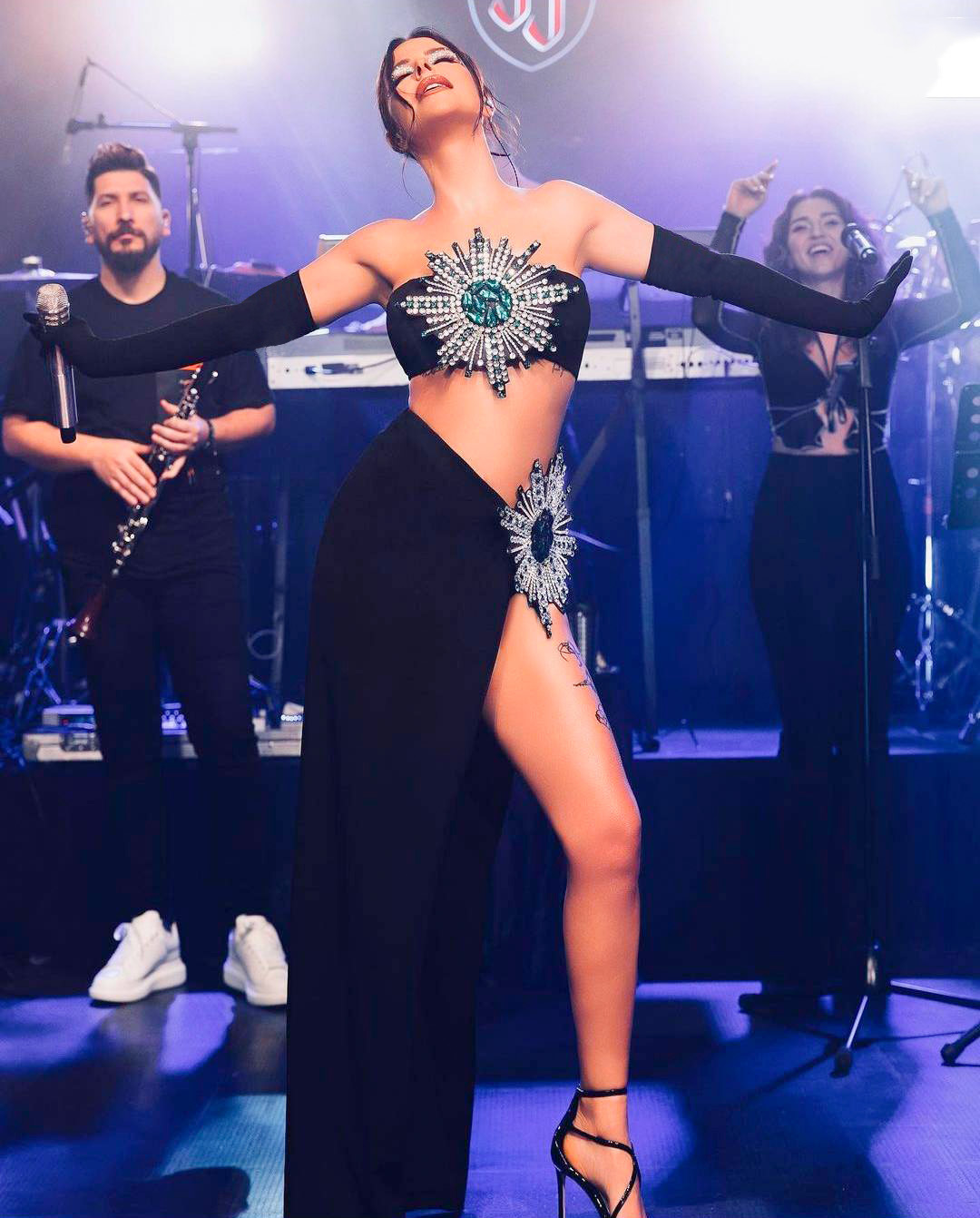 Vestido longo dividido em alta - Women'S Fashion Show 2022 avaliação e preço